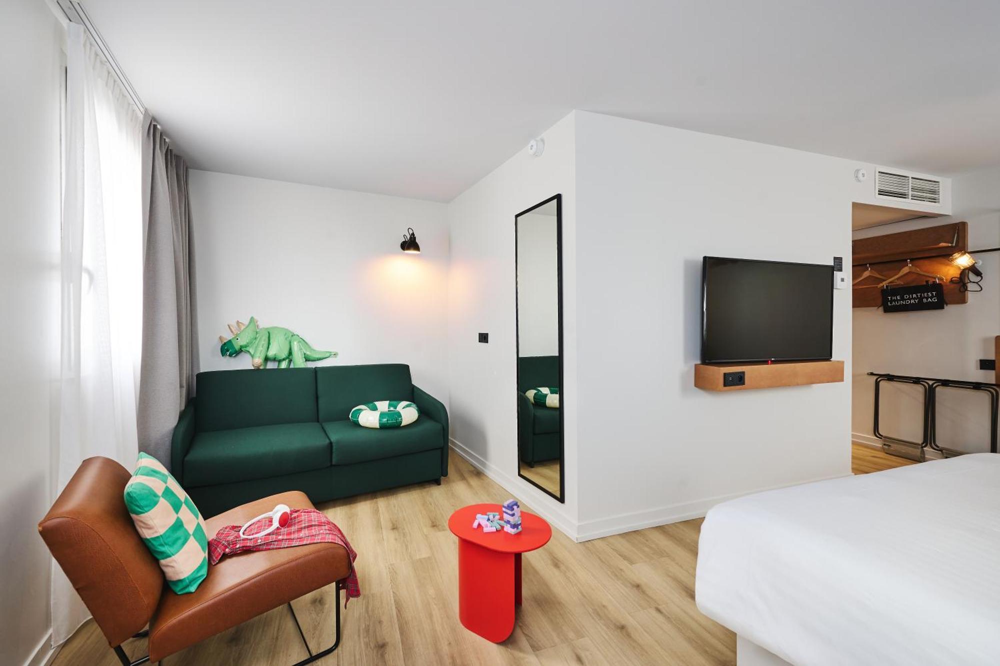 MOXY Family Sleeper