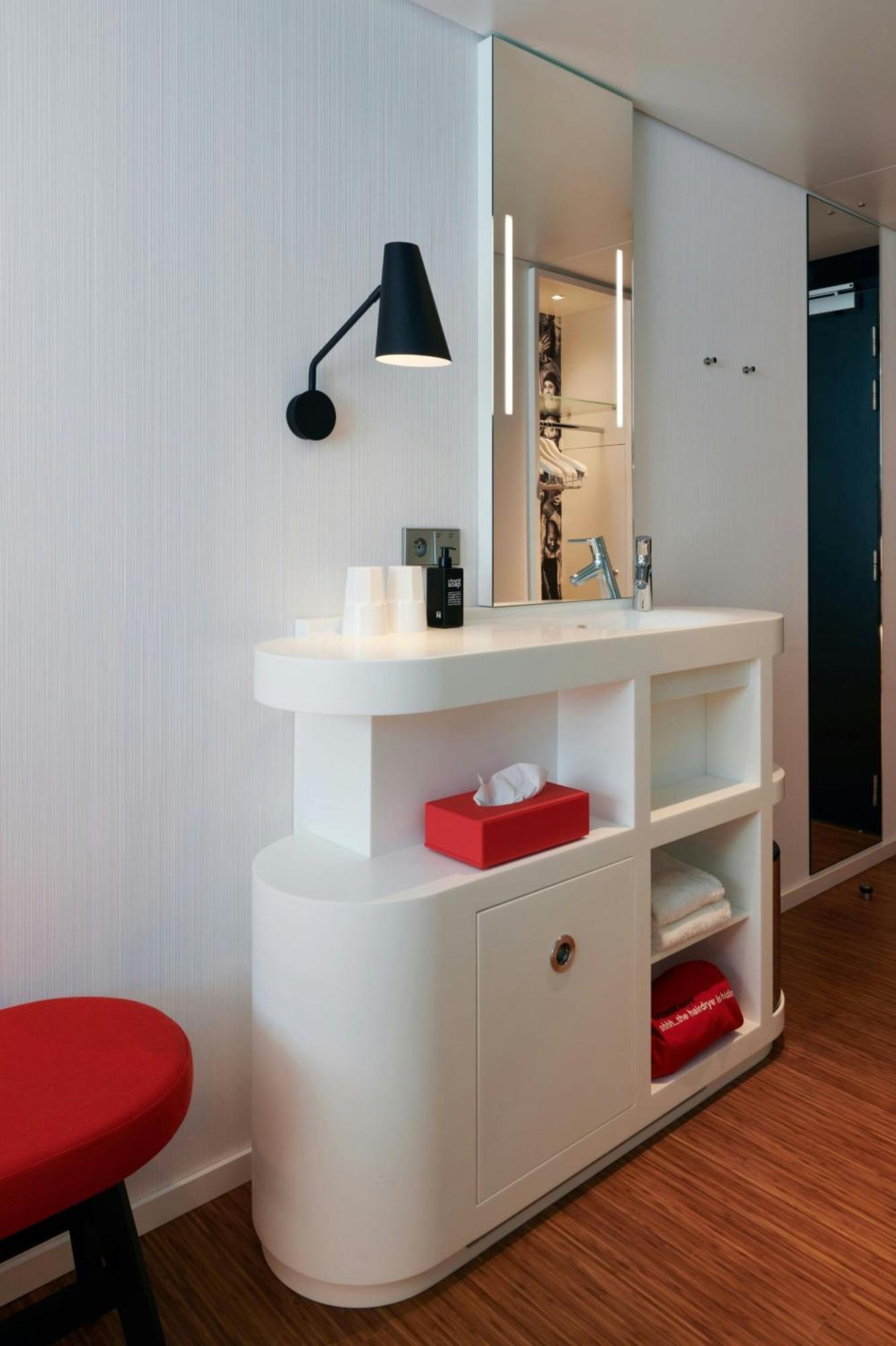 King Room