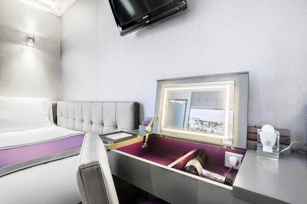 Triple Room,398222460:JPEG