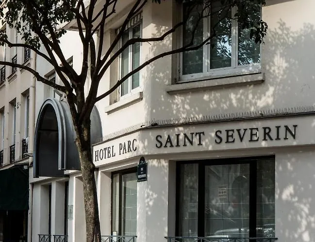 Hotels with a view Parc Saint-Severin - Esprit De France