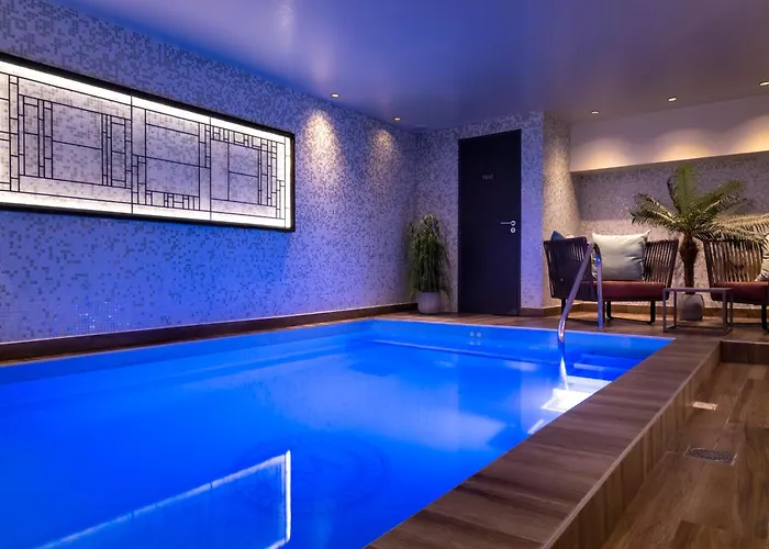 Hotel de 4 estrellas: Les Matins De Paris & Spa
