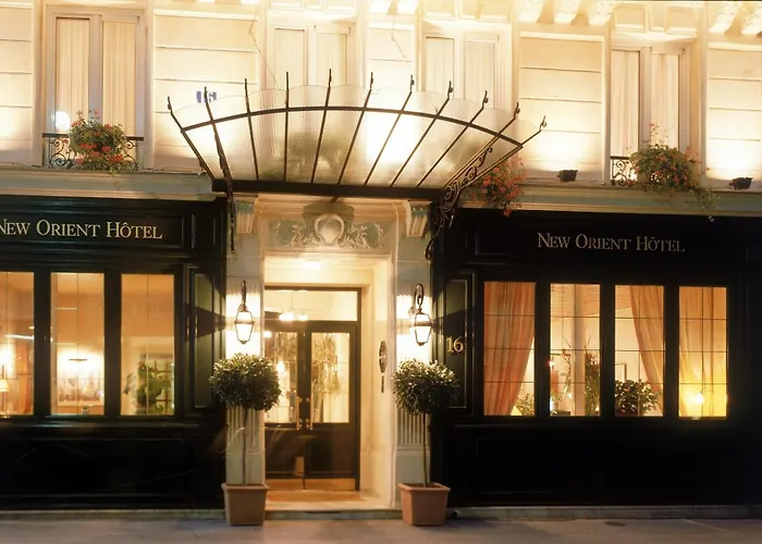 Cheap hotel: New Orient Hotel