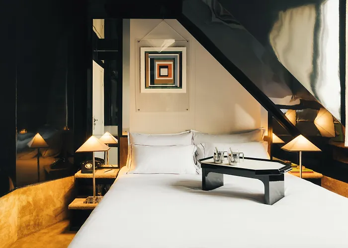 Hotels With Four Stars Chateau D'Eau
