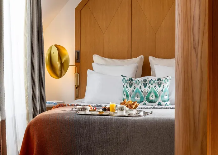 Hotel romântico: Hôtel Vernet Champs Elysées Paris