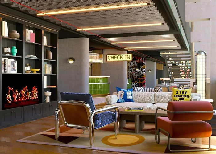 5 star hotel: Moxy Paris La Villette