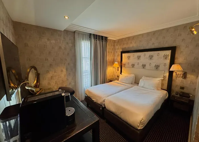 4-Sterne-Hotel: Villa Lutece Port Royal