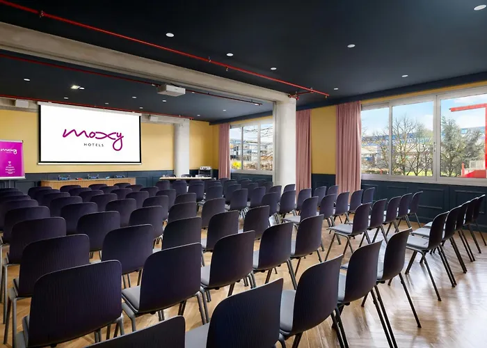  Moxy Paris La Villette