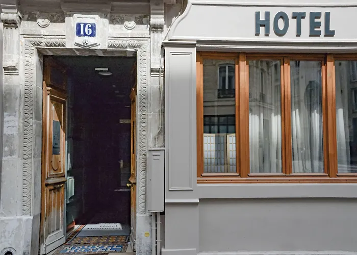 Hotel Montmartre - Nouvellement Renove